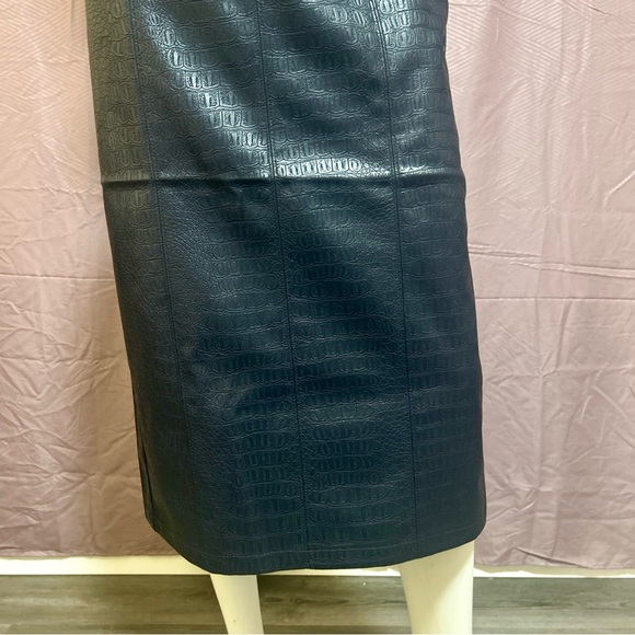Mark New York Crocodile Embossed Pencil Skirt Dark Navy NWT XS Stretch - Picture 3 of 14